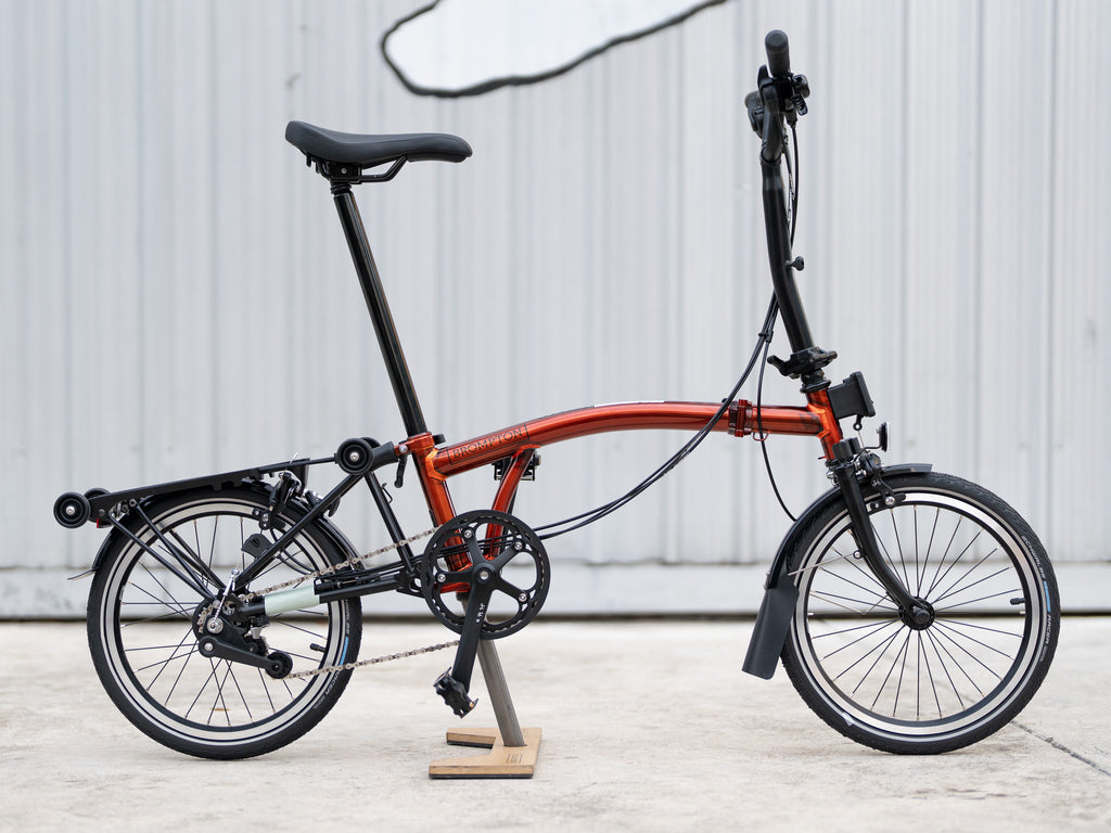 Brompton C-Line Mid Handlebar Explore Gearing With Rack Flame Lacquer